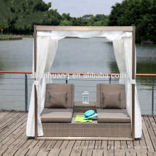 Promotional leisure outdoor furniture plastic rattan wicker daybed with canopy for poolside